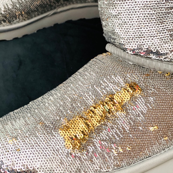 Uggs Classic Short Sequin Boots SOLD OUT - Picture 5 of 9